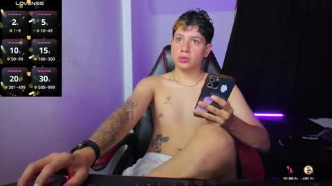 Snapshot of michael_kendall0 chatting on October 2025 11:58:02 PM michael independent model  online show from October 2025 11:58:02 PM