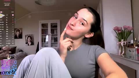 Emily online show from March 2026 02:12:02 PM