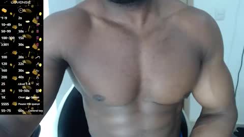 Snapshot of michael_thomsom chatting on October 2025 03:47:02 PM michael_thomsom online show from October 2025 03:47:02 PM