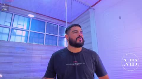 Michael online show from October 2025 12:15:02 PM