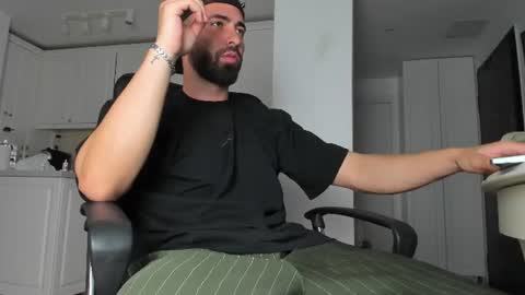 MichaelEvansx online show from July 2026 08:03:01 PM