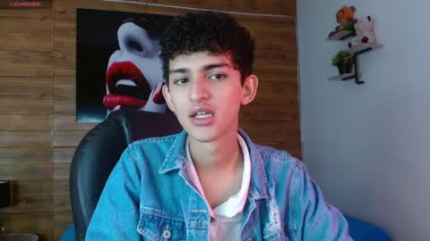 michaelkoiv online show from November 2025 12:20:01 PM