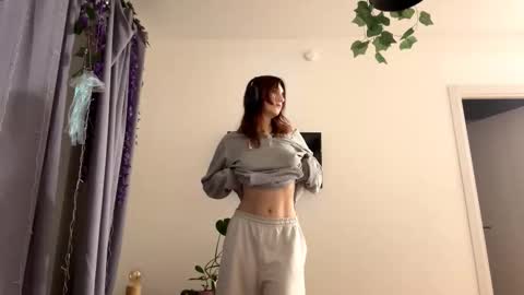 Mary online show from December 2025 12:29:01 AM