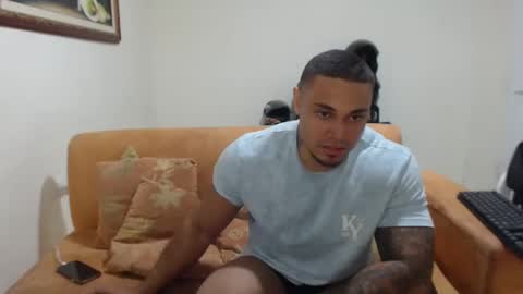 Snapshot of michelle_allen0104 chatting on March 2025 04:13:01 AM michelle_allen0104 online show from March 2025 04:13:01 AM