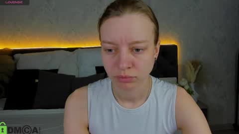 michelle_blond online show from February 2026 09:19:02 AM