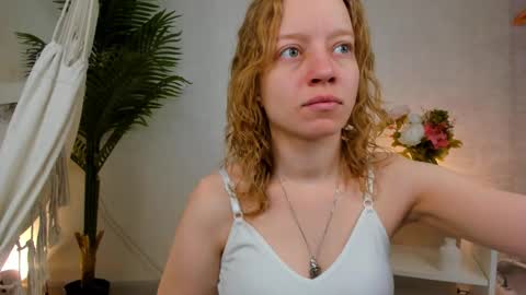 michelle_blond online show from February 2026 07:39:01 AM