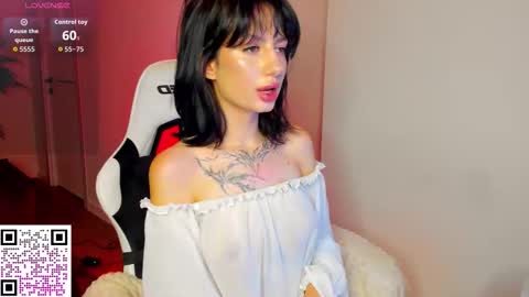 Snapshot of michelle_murray chatting on November 2025 09:53:01 AM ichelle online show from November 2025 09:53:01 AM