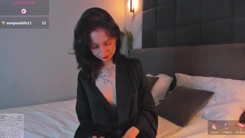 Snapshot of michelle_murray chatting on November 2025 10:45:01 PM ichelle online show from November 2025 10:45:01 PM