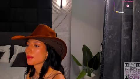 Snapshot of michelle_murray chatting on December 2025 11:34:02 PM ichelle online show from December 2025 11:34:02 PM