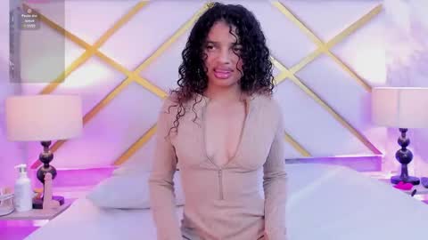 Snapshot of michellebronx chatting on May 2026 11:42:02 AM michellebronx online show from May 2026 11:42:02 AM