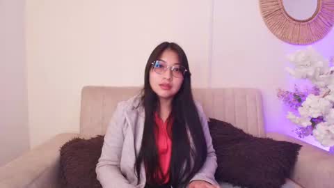 Snapshot of michellnight_ chatting on June 2026 04:06:01 AM Michel online show from June 2026 04:06:01 AM