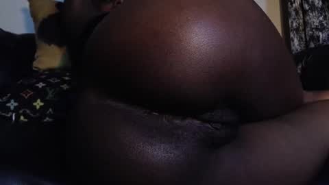 Snapshot of micmash_ chatting on February 2026 10:24:02 PM mickey online show from February 2026 10:24:02 PM