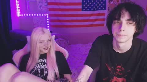 Snapshot of midnight_memories chatting on February 2026 12:47:02 AM Kai and Angel online show from February 2026 12:47:02 AM