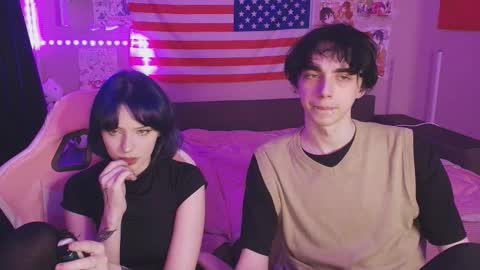 Snapshot of midnight_memories chatting on March 2026 06:25:01 PM Kai and Angel online show from March 2026 06:25:01 PM