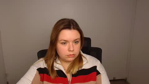 Mariana online show from October 2025 11:20:02 AM