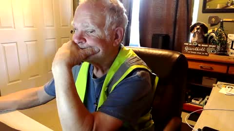 midwestdad09 online show from October 2025 02:04:01 PM