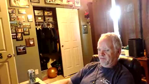 midwestdad09 online show from October 2025 01:57:02 PM