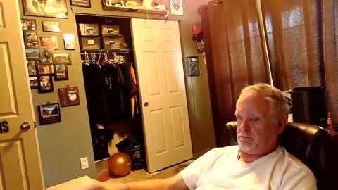 midwestdad09 online show from October 2025 06:41:02 PM