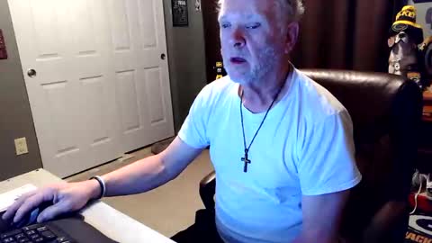 midwestdad09 online show from December 2025 08:10:01 AM