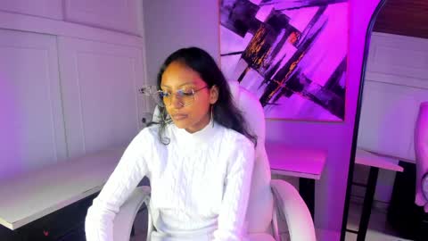 miel_ambar online show from April 2026 01:24:02 PM