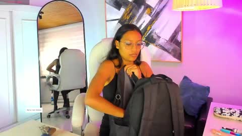 miel_ambar online show from May 2026 04:36:02 PM