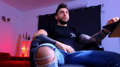 MightyAaron online show from January 2026 05:23:01 AM