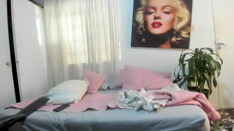 Snapshot of miguel_hz chatting on December 2024 05:33:01 PM Miguel Hernandez online show from December 2024 05:33:01 PM