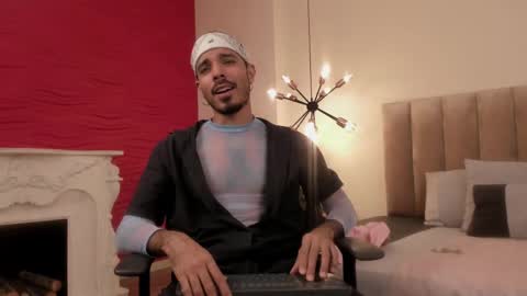 miguelsanfrancisco online show from February 2025 11:45:02 AM