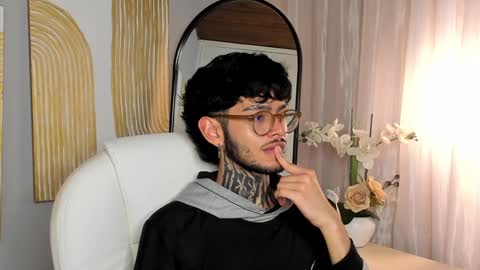 MIHAIL LEROY finally independent model online show from February 2025 11:27:01 PM