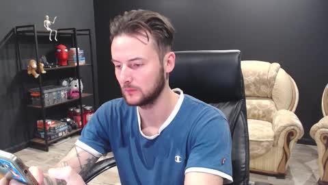 Misha Winchester online show from October 2025 06:34:01 AM