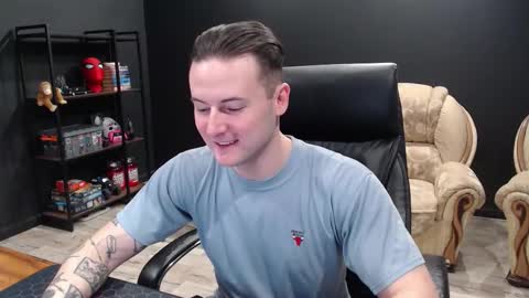 Misha Winchester online show from February 2026 10:00:01 AM