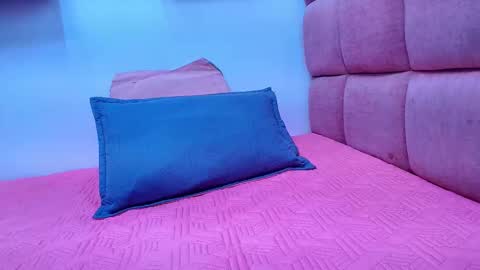 Snapshot of miia_01_ chatting on October 2025 11:52:02 AM Mia online show from October 2025 11:52:02 AM