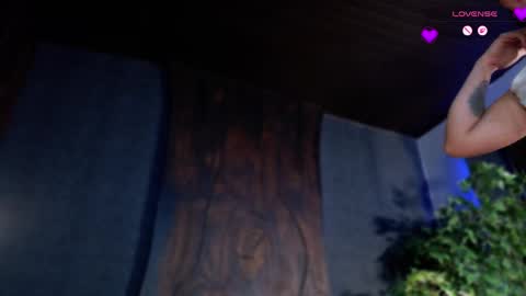 Snapshot of miia_sttone chatting on May 2026 04:23:01 PM miia_sttone online show from May 2026 04:23:01 PM