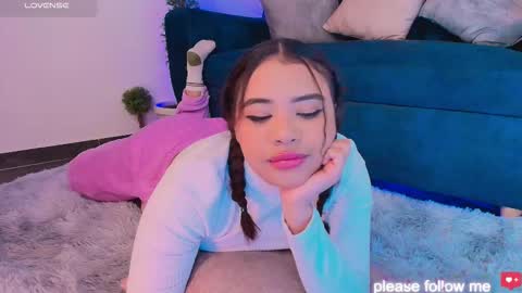 Snapshot of miiaa7_ chatting on December 2025 09:25:01 AM Ma is my name I invite you to check out my wish list for my birthday online show from December 2025 09:25:01 AM