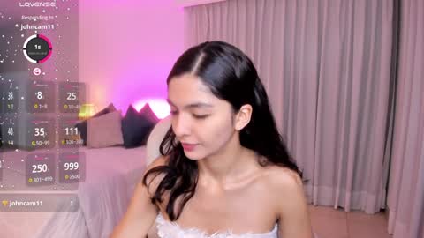 Mia online show from December 2024 03:25:02 AM