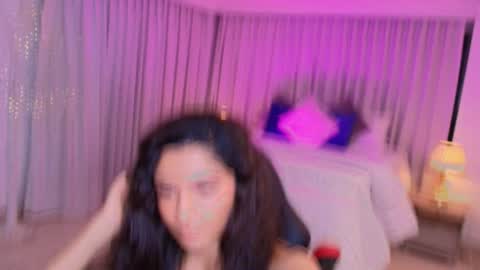 Mia online show from February 2025 06:36:01 AM