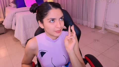 Mia online show from February 2025 03:56:02 AM