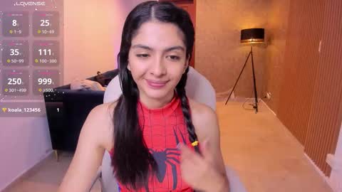 Mia online show from October 2025 11:11:01 AM