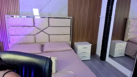 Mia Monroe online show from November 2025 08:56:01 PM