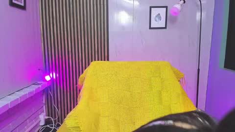 miilu  online show from November 2025 03:34:01 AM