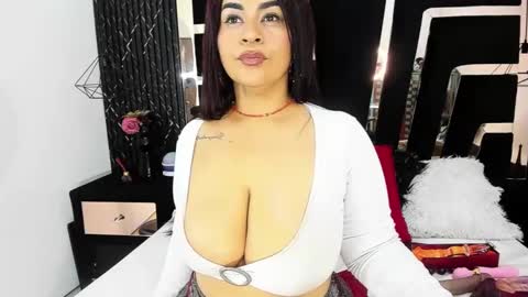 Mikaela Lust online show from February 2025 08:34:02 PM