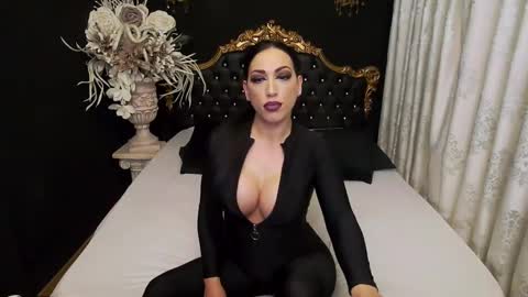 Mikaela online show from January 2025 03:53:01 AM