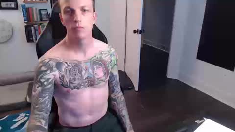 MikahisHung online show from October 2025 10:32:02 PM