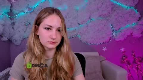 Snapshot of mikameovv chatting on June 2026 07:09:02 PM Mika online show from June 2026 07:09:02 PM