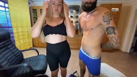 Mike and anna online show from September 2025 09:55:02 AM