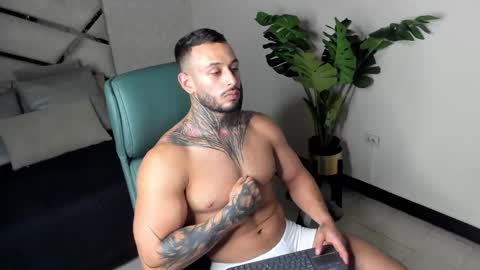 Mike Belle online show from September 2025 08:08:02 PM