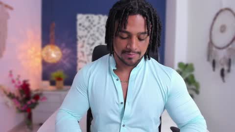   online show from December 2024 09:26:01 PM