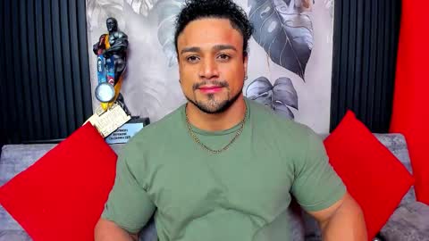   online show from December 2025 09:28:02 AM