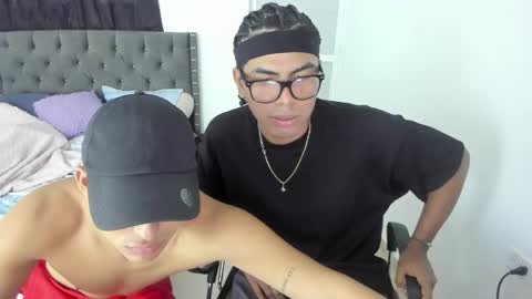 mike_master9 online show from October 2025 05:25:02 PM
