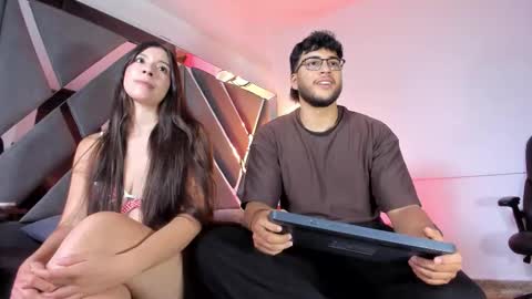 MikeAndLucy online show from October 2025 12:13:02 PM